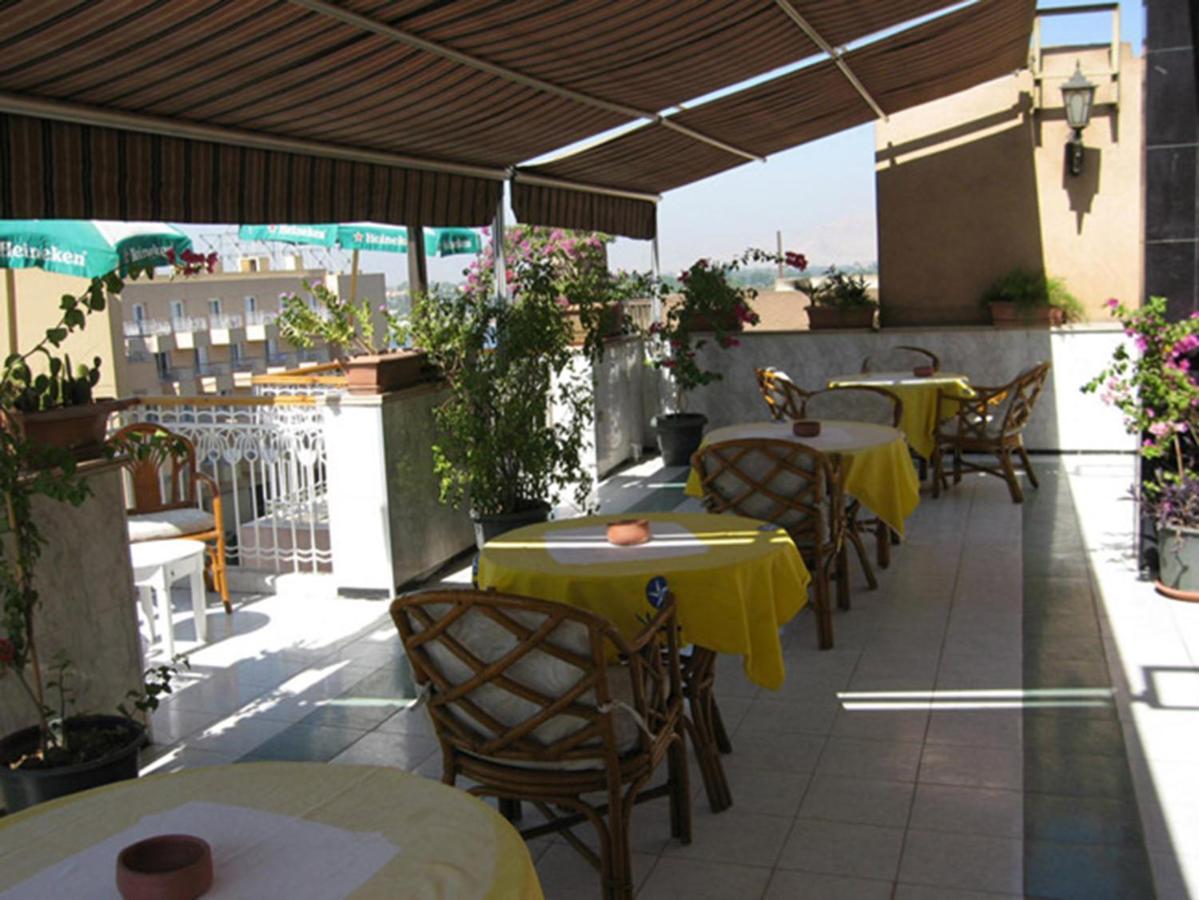 Philippe Luxor Hotel Экстерьер фото